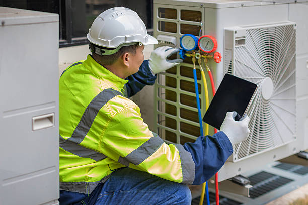 Professional Air Conditioning Repair technician working in Hainesport, NJ